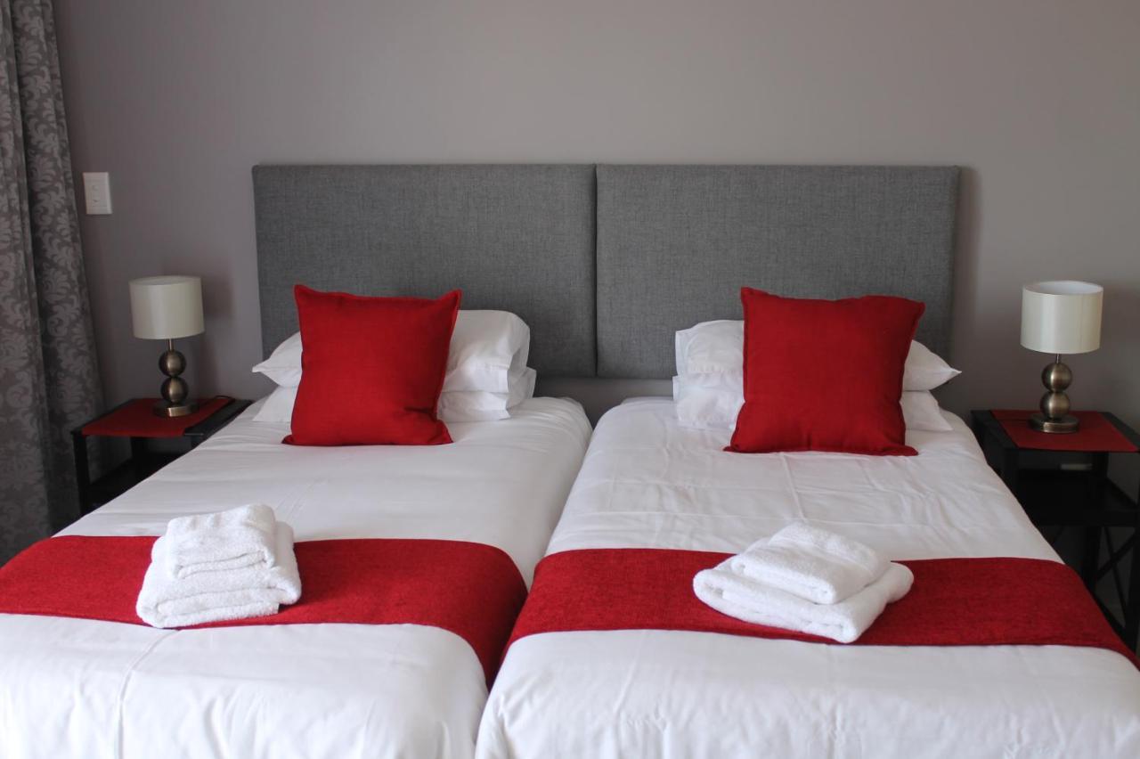 Phoenix Lodge And Waterside Accommodation Κνύσνα Εξωτερικό φωτογραφία