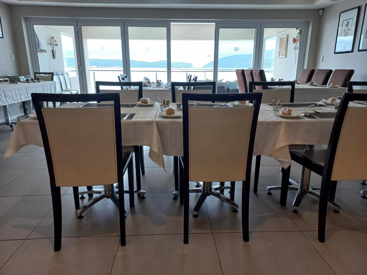 Phoenix Lodge And Waterside Accommodation Κνύσνα Εξωτερικό φωτογραφία